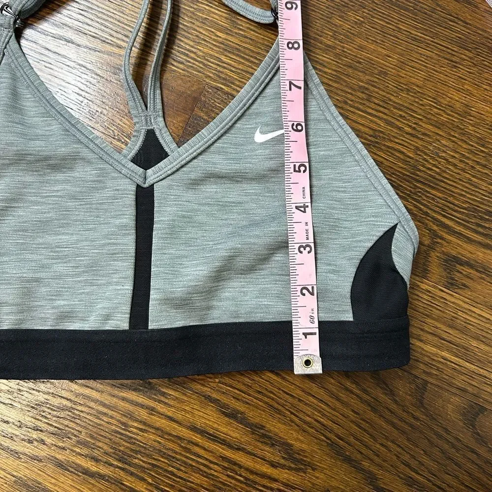 Nike Women's Gray Sports Bra - Size Small